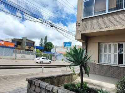 Apartamento à venda com 66m², 2 quartos, 1 vaga no bairro Navegantes em Porto Alegre - Foto 3