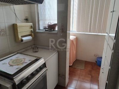 Apartamento à venda com 66m², 2 quartos, 1 vaga no bairro Navegantes em Porto Alegre - Foto 9