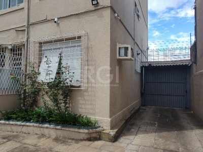 Apartamento à venda com 66m², 2 quartos, 1 vaga no bairro Navegantes em Porto Alegre - Foto 27