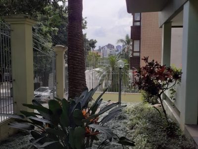 Apartamento à venda com 114m², 4 quartos, 1 suíte, 2 vagas no bairro Auxiliadora em Porto Alegre - Foto 6