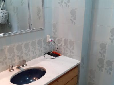 Apartamento à venda com 114m², 4 quartos, 1 suíte, 2 vagas no bairro Auxiliadora em Porto Alegre - Foto 27