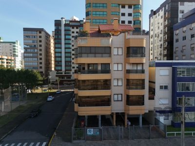 Apartamento à venda com 129m², 3 quartos, 1 suíte, 1 vaga no bairro Centro em Capão da Canoa - Foto 10