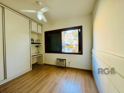 Apartamento à venda com 99m², 3 quartos, 1 suíte, 2 vagas no bairro Passo d'Areia em Porto Alegre - Foto 17