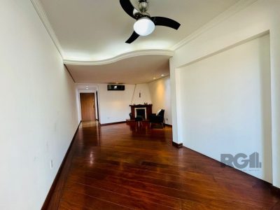 Apartamento à venda com 99m², 3 quartos, 1 suíte, 2 vagas no bairro Passo d'Areia em Porto Alegre - Foto 7