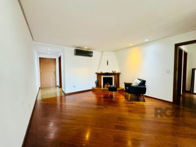 Apartamento à venda com 99m², 3 quartos, 1 suíte, 2 vagas no bairro Passo d'Areia em Porto Alegre - Foto 3