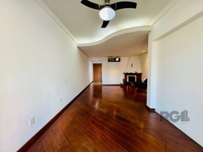 Apartamento à venda com 99m², 3 quartos, 1 suíte, 2 vagas no bairro Passo d'Areia em Porto Alegre - Foto 9