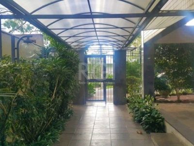 Apartamento à venda com 128m², 3 quartos, 1 suíte, 2 vagas no bairro Petrópolis em Porto Alegre - Foto 12