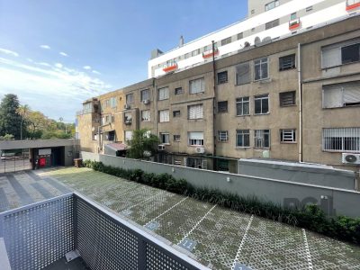 Apartamento à venda com 27m², 1 quarto, 1 vaga no bairro Centro Histórico em Porto Alegre - Foto 4