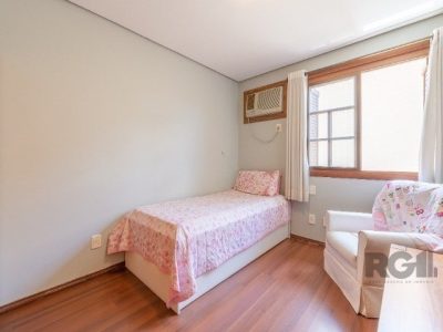 Casa Condominio à venda com 219m², 3 quartos, 1 suíte, 2 vagas no bairro Tristeza em Porto Alegre - Foto 7