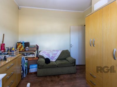 Sobrado à venda com 284m², 4 quartos, 1 suíte, 5 vagas no bairro Santa Tereza em Porto Alegre - Foto 24