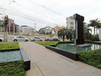 Conjunto/Sala à venda com 70m², 2 vagas no bairro Petrópolis em Porto Alegre - Foto 28