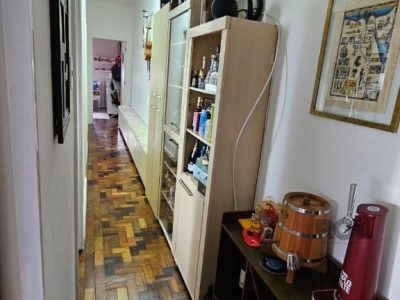 Apartamento à venda com 83m², 3 quartos, 1 suíte no bairro Santana em Porto Alegre - Foto 3