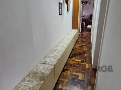 Apartamento à venda com 83m², 3 quartos, 1 suíte no bairro Santana em Porto Alegre - Foto 6