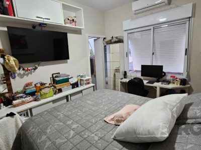 Apartamento à venda com 83m², 3 quartos, 1 suíte no bairro Santana em Porto Alegre - Foto 7