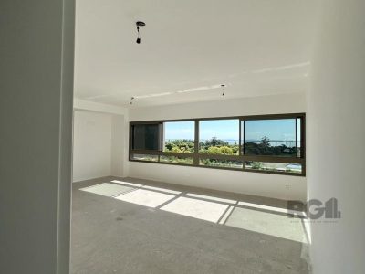 Apartamento à venda com 137m², 4 quartos, 3 suítes, 2 vagas no bairro Menino Deus em Porto Alegre - Foto 2