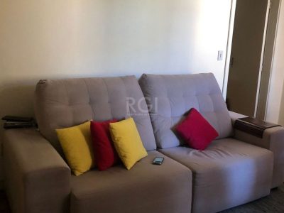 Apartamento à venda com 99m², 3 quartos no bairro Floresta em Porto Alegre - Foto 2