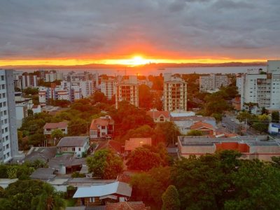 Cobertura à venda com 194m², 3 quartos, 2 suítes, 2 vagas no bairro Tristeza em Porto Alegre - Foto 24