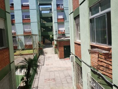 Apartamento à venda com 62m², 3 quartos, 1 vaga no bairro Cristal em Porto Alegre - Foto 2