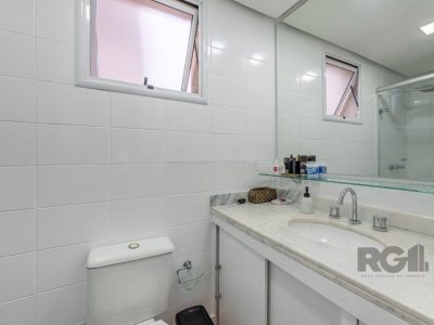 Apartamento à venda com 67m², 2 quartos, 1 suíte, 1 vaga no bairro Petrópolis em Porto Alegre - Foto 10