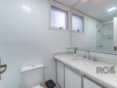 Apartamento à venda com 67m², 2 quartos, 1 suíte, 1 vaga no bairro Petrópolis em Porto Alegre - Foto 9