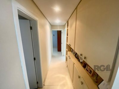 Apartamento à venda com 83m², 3 quartos, 1 vaga no bairro Menino Deus em Porto Alegre - Foto 13