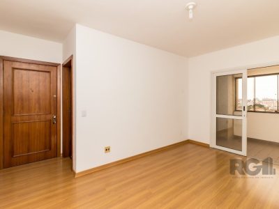 Apartamento à venda com 67m², 2 quartos, 1 vaga no bairro Passo d'Areia em Porto Alegre - Foto 3