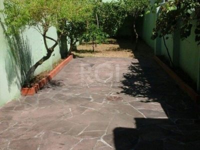 Casa à venda com 92m², 2 quartos, 1 suíte, 1 vaga no bairro Santana em Porto Alegre - Foto 19