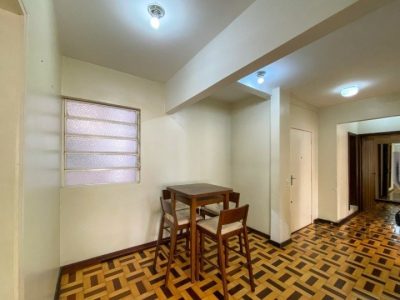 Apartamento à venda com 87m², 3 quartos, 1 suíte no bairro Centro Histórico em Porto Alegre - Foto 9