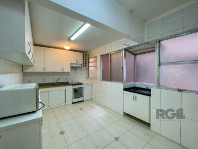 Apartamento à venda com 87m², 3 quartos, 1 suíte no bairro Centro Histórico em Porto Alegre - Foto 13