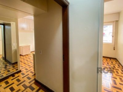 Apartamento à venda com 87m², 3 quartos, 1 suíte no bairro Centro Histórico em Porto Alegre - Foto 26