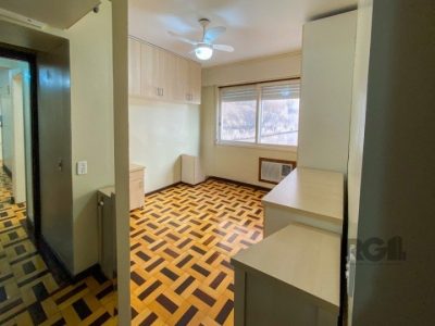 Apartamento à venda com 87m², 3 quartos, 1 suíte no bairro Centro Histórico em Porto Alegre - Foto 28