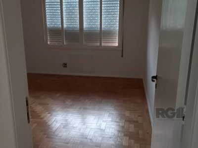 Apartamento à venda com 124m², 3 quartos, 1 vaga no bairro Petrópolis em Porto Alegre - Foto 2