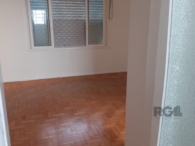 Apartamento à venda com 124m², 3 quartos, 1 vaga no bairro Petrópolis em Porto Alegre - Foto 10