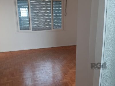 Apartamento à venda com 124m², 3 quartos, 1 vaga no bairro Petrópolis em Porto Alegre - Foto 11