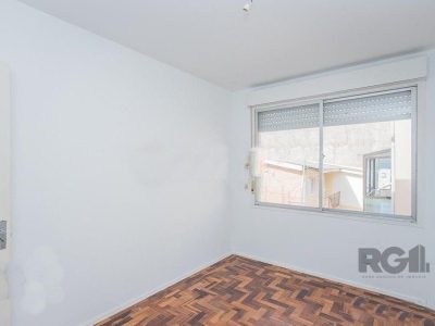 Apartamento à venda com 76m², 2 quartos, 1 suíte, 1 vaga no bairro Petrópolis em Porto Alegre - Foto 3