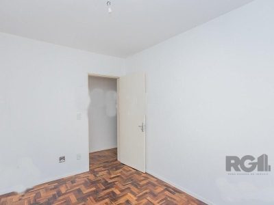 Apartamento à venda com 76m², 2 quartos, 1 suíte, 1 vaga no bairro Petrópolis em Porto Alegre - Foto 6