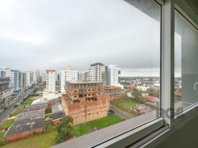 Apartamento à venda com 48m², 2 quartos, 1 suíte, 1 vaga no bairro Zona Nova em Capão da Canoa - Foto 11