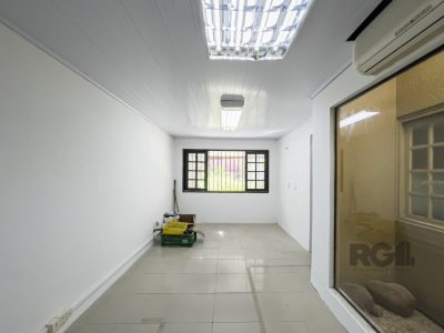 Casa à venda com 190m², 3 quartos, 1 vaga no bairro Moinhos de Vento em Porto Alegre - Foto 5