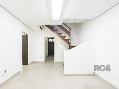 Casa à venda com 190m², 3 quartos, 1 vaga no bairro Moinhos de Vento em Porto Alegre - Foto 9