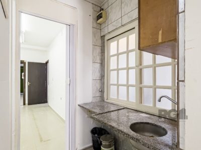 Casa à venda com 190m², 3 quartos, 1 vaga no bairro Moinhos de Vento em Porto Alegre - Foto 12