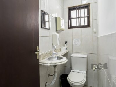 Casa à venda com 190m², 3 quartos, 1 vaga no bairro Moinhos de Vento em Porto Alegre - Foto 14