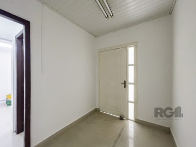 Casa à venda com 190m², 3 quartos, 1 vaga no bairro Moinhos de Vento em Porto Alegre - Foto 16