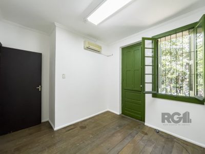 Casa à venda com 190m², 3 quartos, 1 vaga no bairro Moinhos de Vento em Porto Alegre - Foto 26