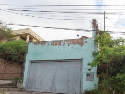 Casa à venda com 700m², 4 quartos, 1 suíte, 3 vagas no bairro Menino Deus em Porto Alegre - Foto 2