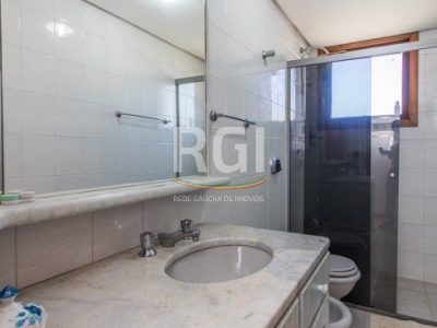 Apartamento à venda com 137m², 3 quartos, 1 suíte, 2 vagas no bairro Jardim Lindóia em Porto Alegre - Foto 7