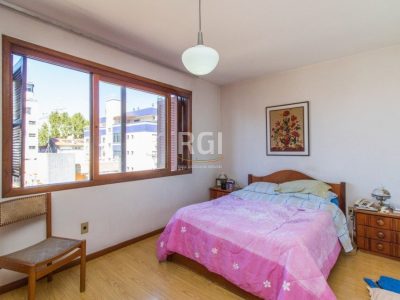 Apartamento à venda com 137m², 3 quartos, 1 suíte, 2 vagas no bairro Jardim Lindóia em Porto Alegre - Foto 10