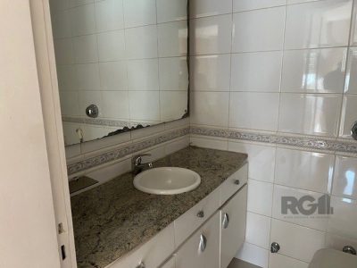 Apartamento à venda com 121m², 3 quartos, 1 suíte, 1 vaga no bairro Moinhos de Vento em Porto Alegre - Foto 26