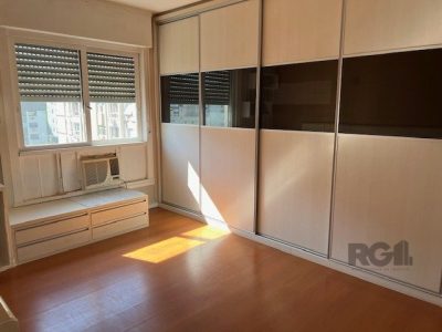 Apartamento à venda com 121m², 3 quartos, 1 suíte, 1 vaga no bairro Moinhos de Vento em Porto Alegre - Foto 15