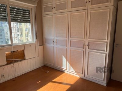 Apartamento à venda com 121m², 3 quartos, 1 suíte, 1 vaga no bairro Moinhos de Vento em Porto Alegre - Foto 16