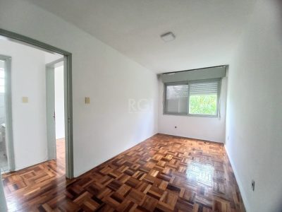 Apartamento à venda com 59m², 2 quartos, 1 vaga no bairro Passo d'Areia em Porto Alegre - Foto 8